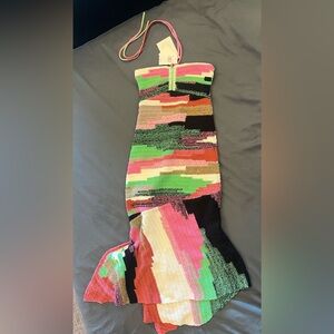 Knitted soft cotton. Multicolor. Drawstring can tie as halter or wear strapless.